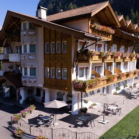 Alpenhotel Panorama Campitello di Fassa Extérieur photo